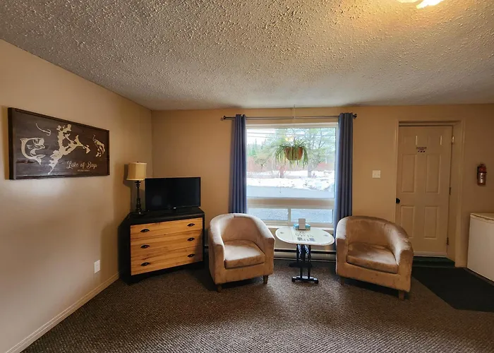 Dwight Village Motel
